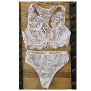 Victoria's Secret Dream Angels Lace Bralette High Waist Panty Thong set sz S New